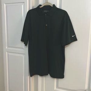Dark green Nike golf Dri fit men’s medium